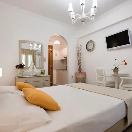 Panos Luxury Apartment *